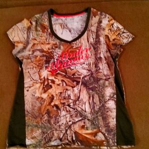 Under Armour Hunt T-shirt Size Medium